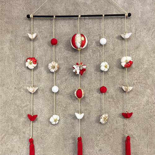 モダン吊るし雛 赤系 タペストリー・壁掛け saki _咲 通販 18350611