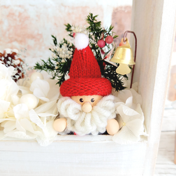★ことみ★クリスマスアレンジ★ クリスマスアレンジ♡好きに飾れて楽しい♪飛び出すサンタの