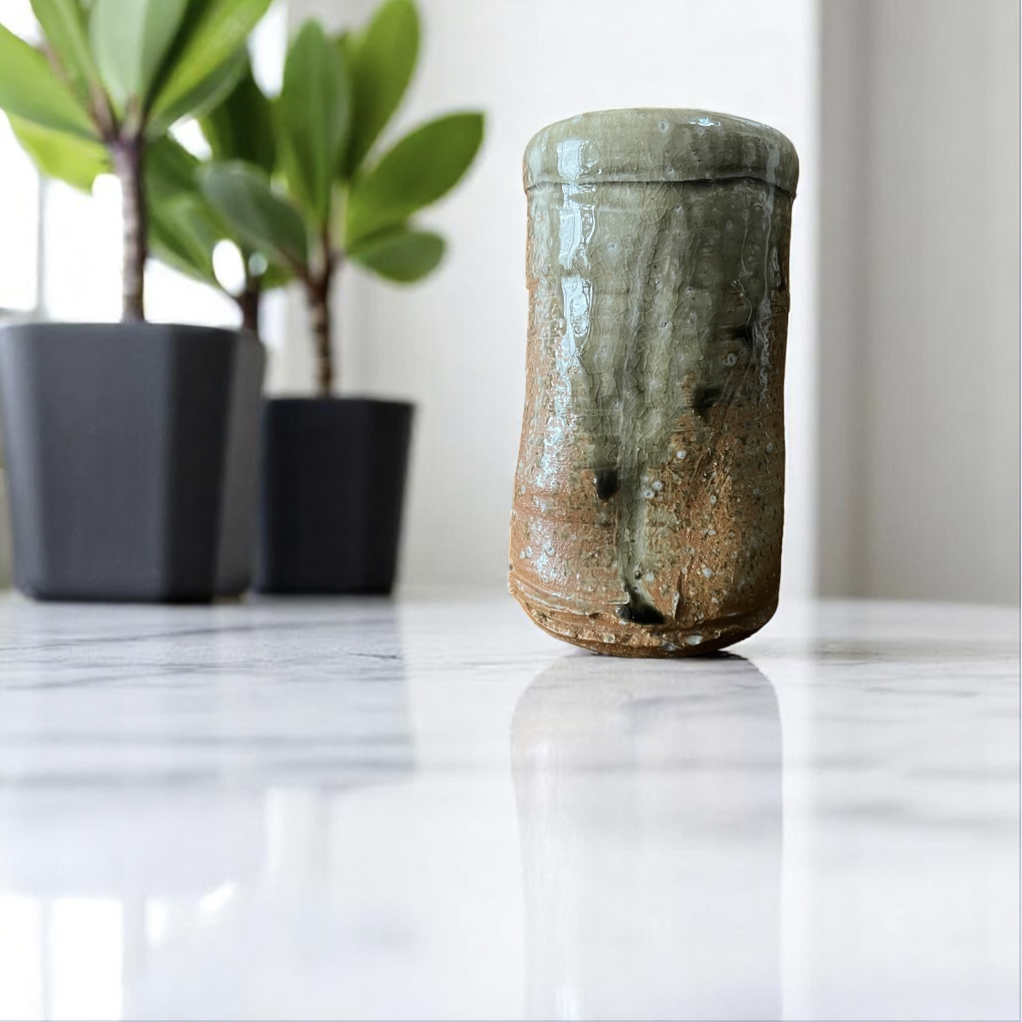 丹波掛花入 緑釉壁掛花器 高さ15cm×直径8cm