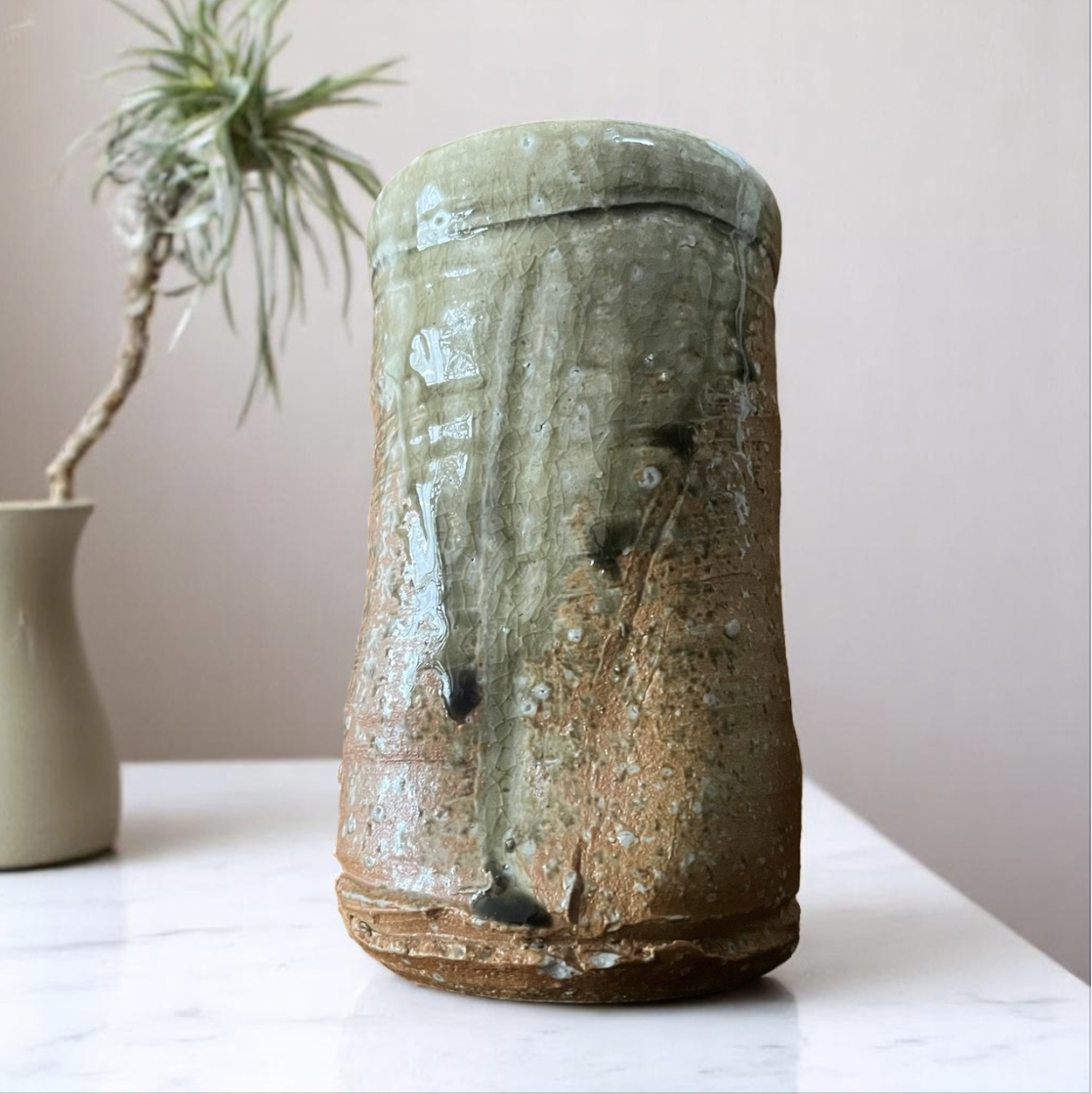 丹波掛花入 緑釉壁掛花器 高さ15cm×直径8cm