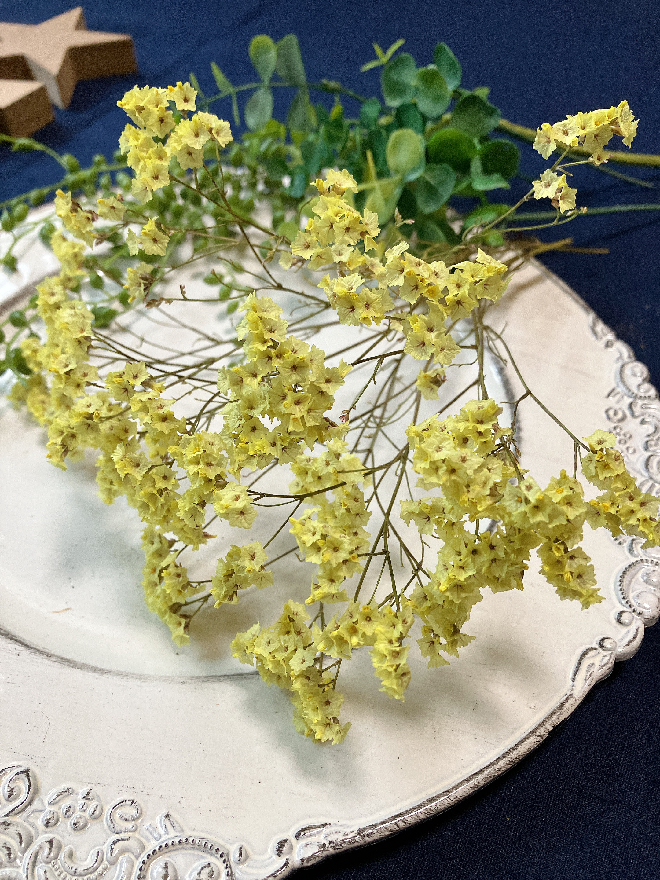 No4893 ハイブリッドスターチスのドライフラワー3色13本 約60cm No4893 ハイブリッドスターチスのドライフラワー3色13本 約60cm