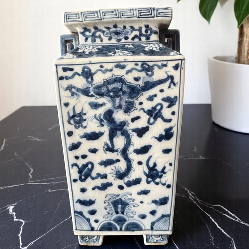 【新品】九谷焼　花瓶　花入れ　花台付き　光陽作 九谷焼 5.5号花瓶(花台付)金小菊 [16404]【年間ギフト