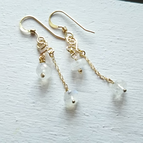 宝石質レインボームーンストーン＊ピアス14kgf{yukky.}☆ ピアス 