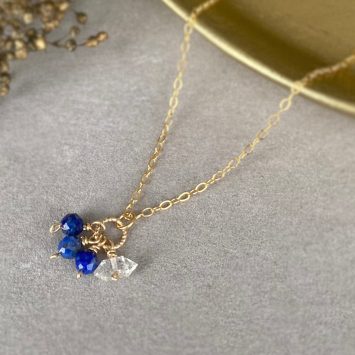 「ハーキマークオーツとラピスラズリーにシルバー玉」ネックレス(3) ハーキマークオーツとラピスラズリーにシルバー玉」ネックレス(3