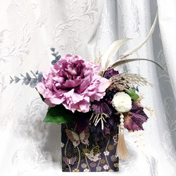 造花・アートフラワー ピンクの薔薇のミニボックスアレンジ 可愛い薔薇