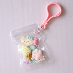 ペンギンちゃんのキャンディバッグA シャカシャカ＊キーホルダー