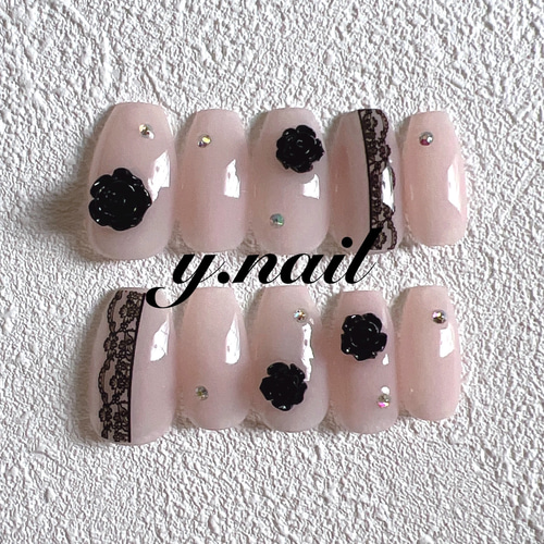 【オーダー】ネイルチップ　フレンチ　レース　薔薇 赤】【全5色】リボンと薔薇の黒レースネイルチップ | Floral