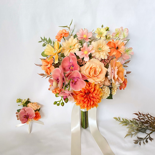 オーダーメイド】オレンジ ダリアと胡蝶蘭 の アンティーク クラッチ