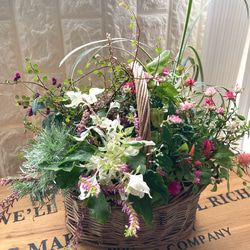 花かごに秋の寄せ植え アートフラワー まもぷち 通販 18351888｜Creema