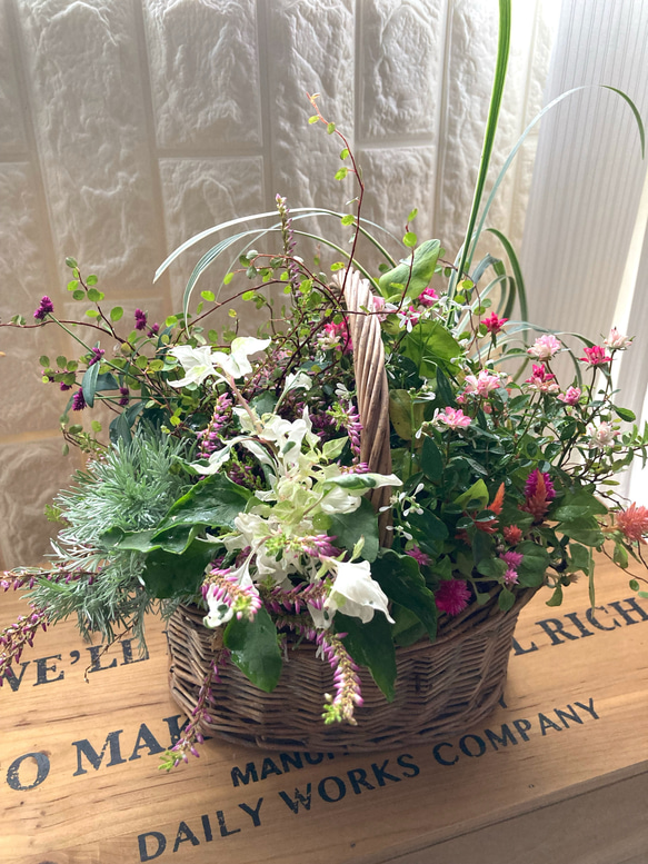 花かごに秋の寄せ植え アートフラワー まもぷち 通販 18351888｜Creema