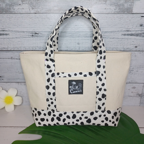 ダルメシアン柄キャンバストートバック ダルメシアン柄バック アニマル