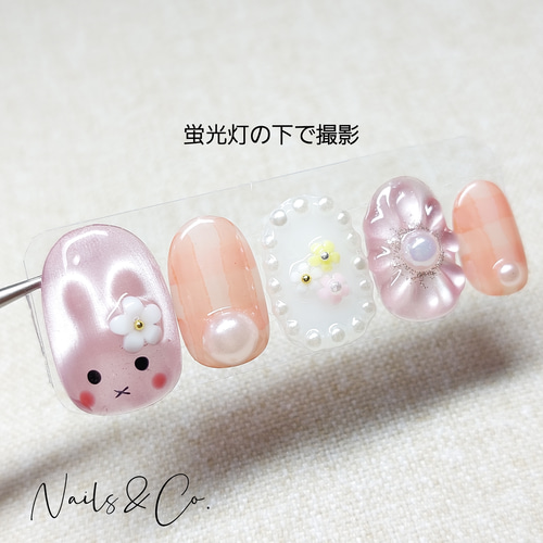 着画あり】ネイルチップ うさぎマグネットネイル ギンガムチェック