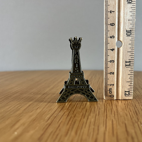 エッフェル塔の形をした小さなカードスタンド アンティーク ブロカント