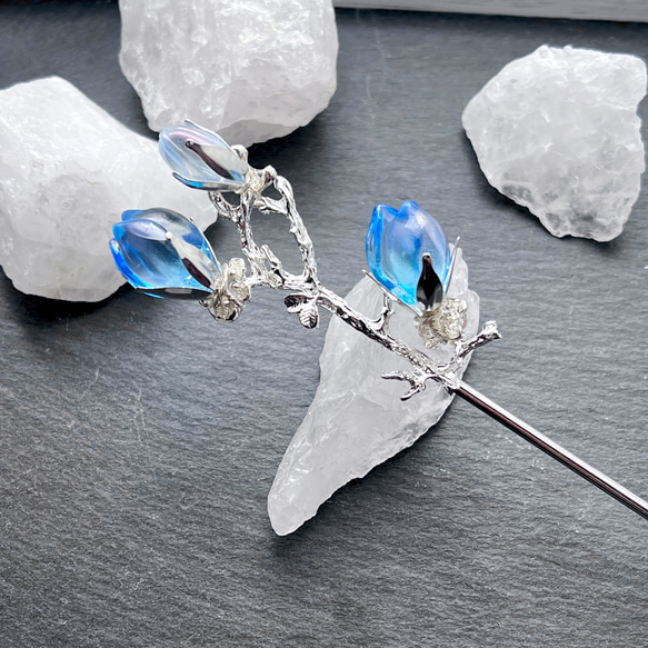 硝子木蓮の髪飾り（露草色） 1枚目の画像