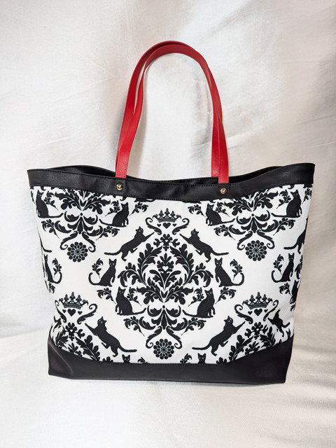 CHIGRACCI　オリジナル猫柄プリント　撥水加工生地　大容量トートバッグ