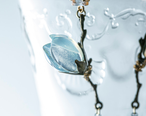 硝子木蓮の一輪耳飾り（白オパール・赤紫、その他） 16枚目の画像