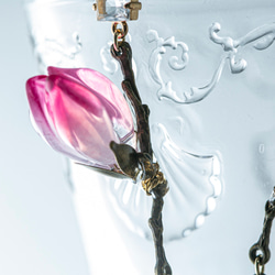 硝子木蓮の一輪耳飾り（白オパール・赤紫、その他） 12枚目の画像