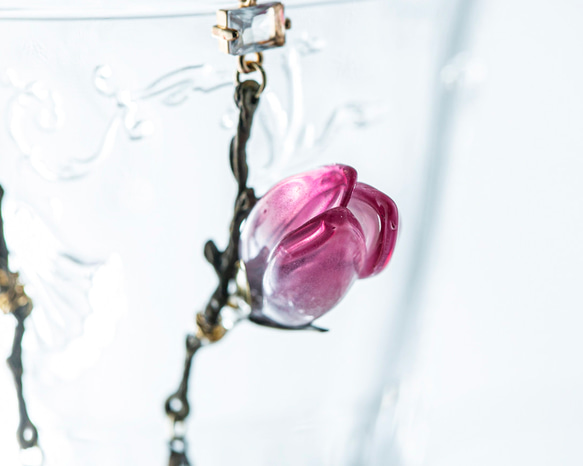 硝子木蓮の一輪耳飾り（白オパール・赤紫、その他） 14枚目の画像