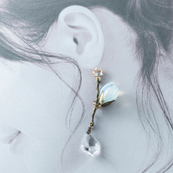 硝子木蓮の一輪耳飾り（白オパール・赤紫、その他） 10枚目の画像