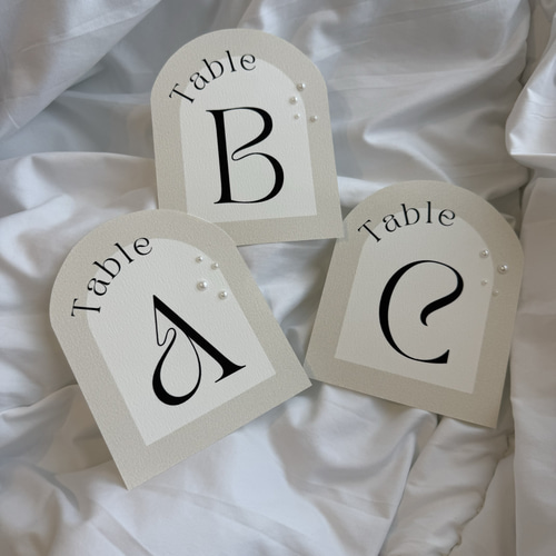 アーチ型 パール テーブルナンバー 結婚式 エンボス その他ペーパー