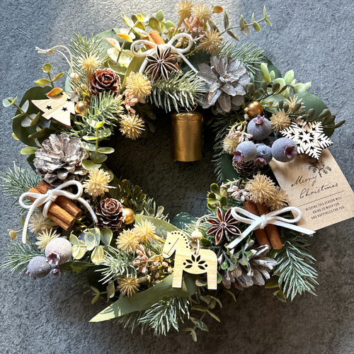 フェイクフラワーの華やかなリース ノルディックリース2024 アーティフィシャルフラワー クリスマス