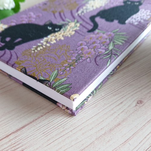 小さめ黒猫と牡丹柄【オーダー生地見本】 （《QuiltGate キルトゲイト  