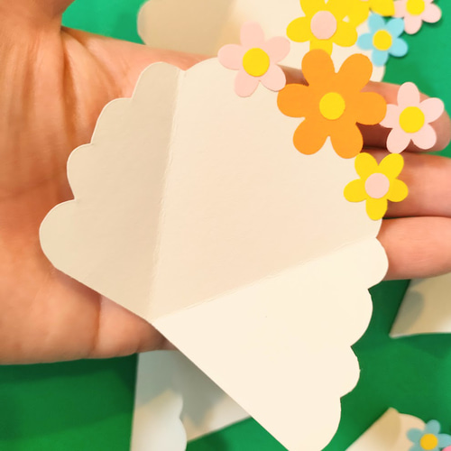 メッセージカード 写真 色紙 手紙 壁面 アルバム 飾り 画用紙 ～花束の