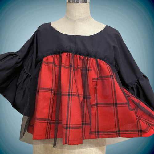 黒赤チェック チュール重ねギャザートップス 着物リメイク ライブ  