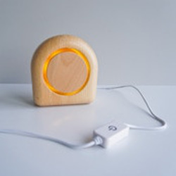 森に差し込む光 木製 LEDランプ ベッドサイドランプ USB電源 TOSMU 3枚目の画像