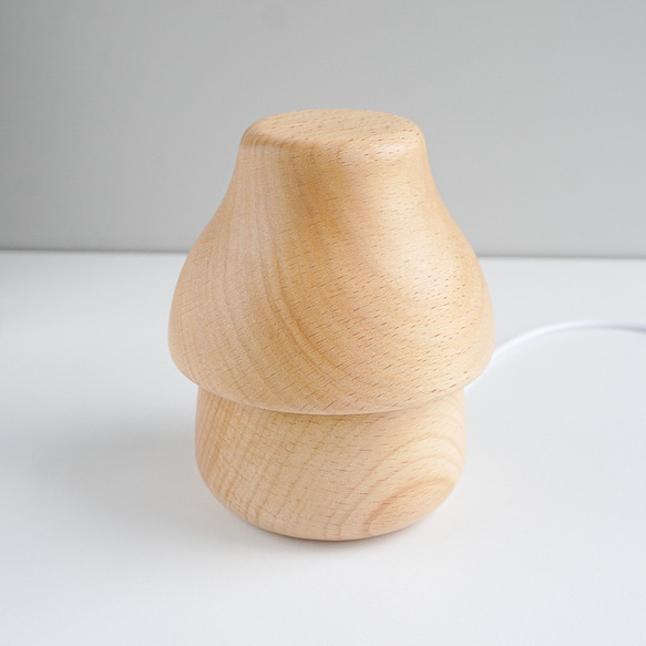 森のきのこ 木製 LEDランプ ベッドサイドランプ USB電源 TOSMU 1枚目の画像