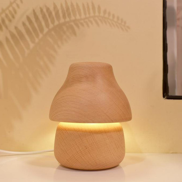 森のきのこ 木製 LEDランプ ベッドサイドランプ USB電源 TOSMU 4枚目の画像