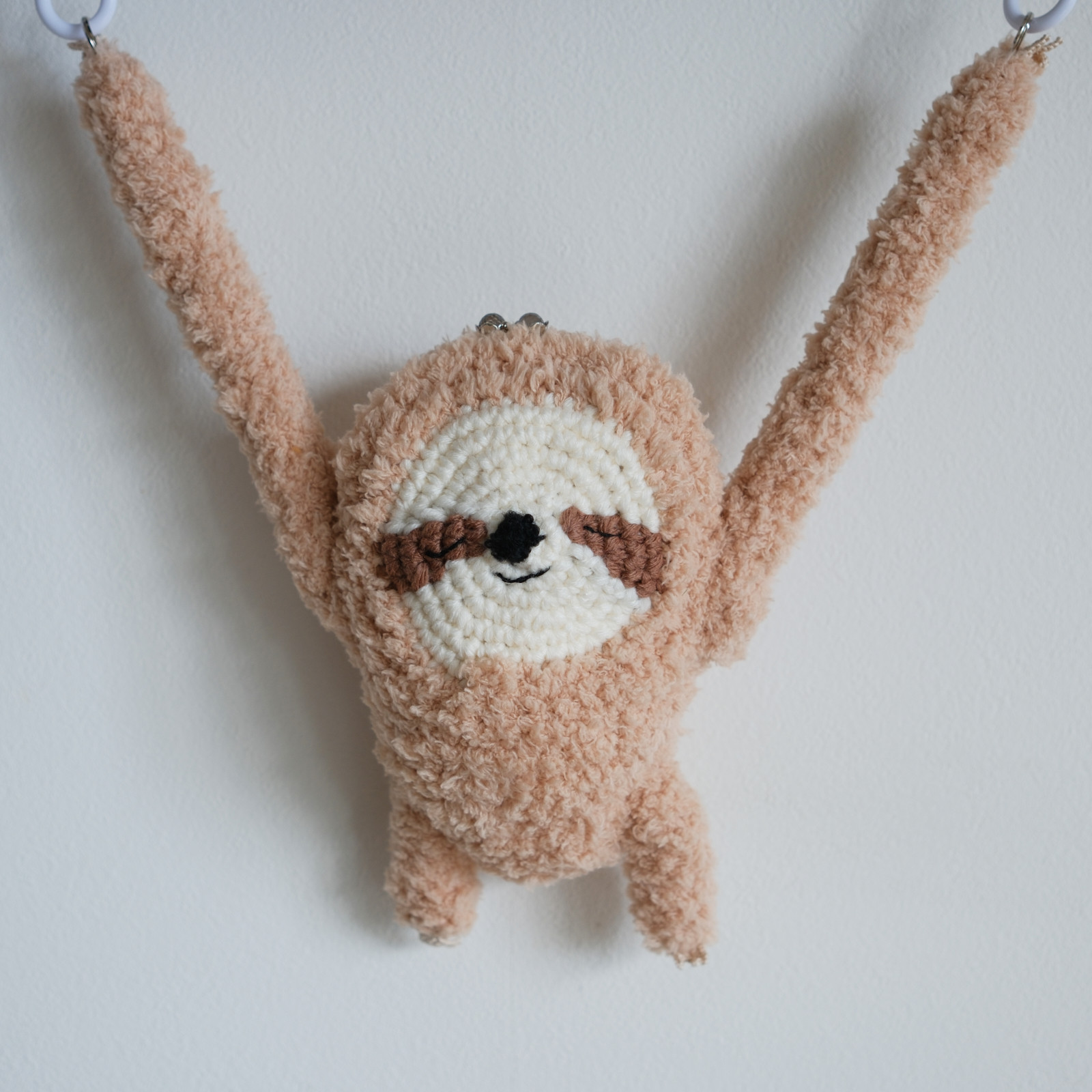 ぶらぶらナマケモノがま口ポーチ＊ピンク新色①