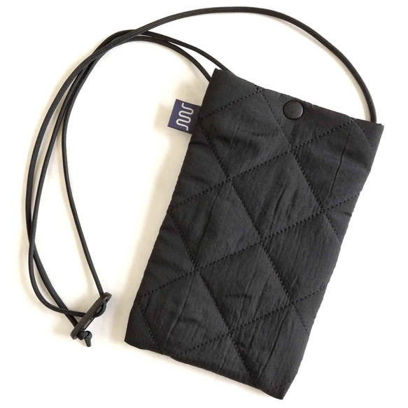 ノベルティ ブラック キルティング スマホショルダーバッグ ノベルティ ブラック キルティング スマホ ショルダーバッグ