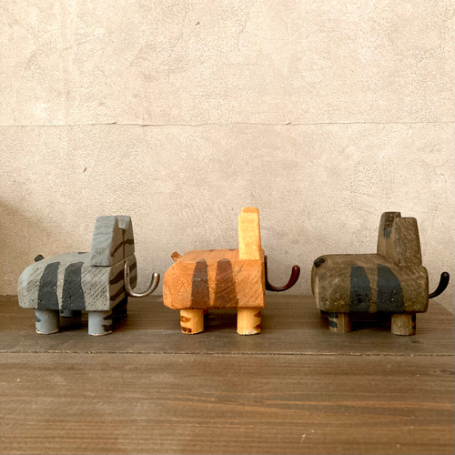 猫のアクセサリートレイ 小物置き カードホルダー ミニトレー 猫型