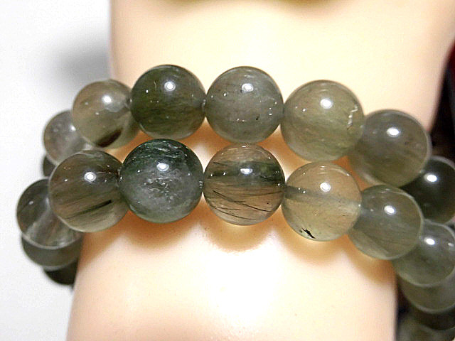 天然石 グリーンルチルクォーツ7.3mm〜11.6mm玉ネックレス 　　240101927