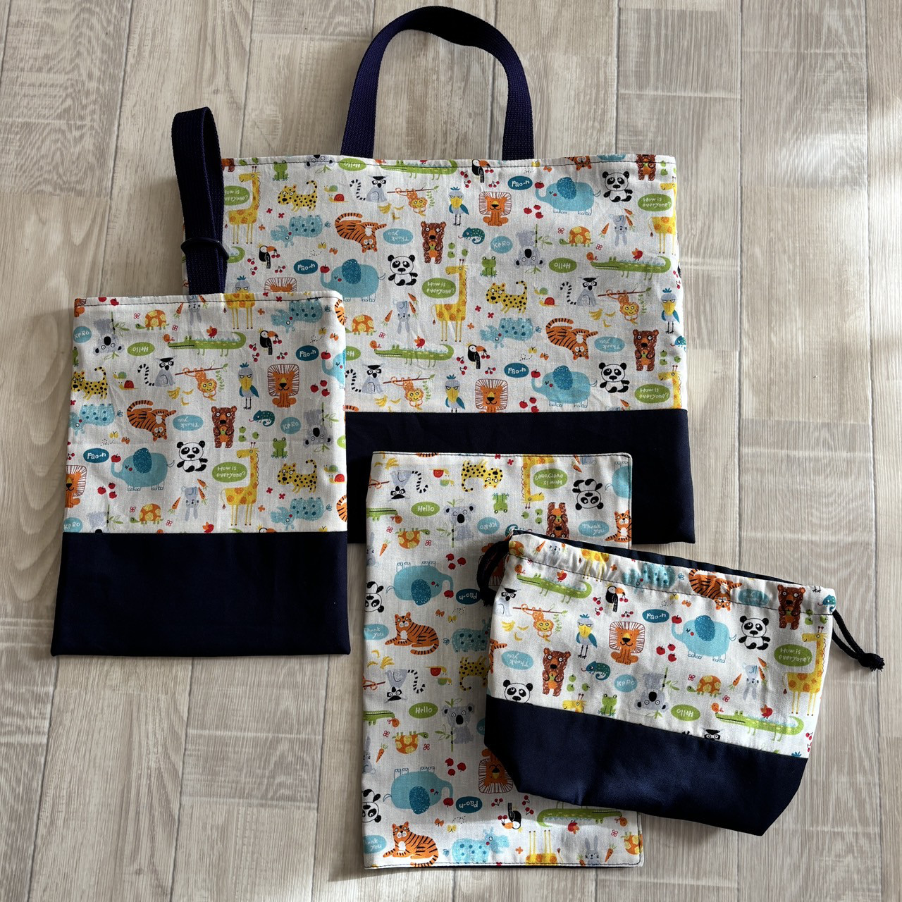4点セット レッスンバッグ 上履き入れ お弁当袋 ランチマット 新柄 アニマル