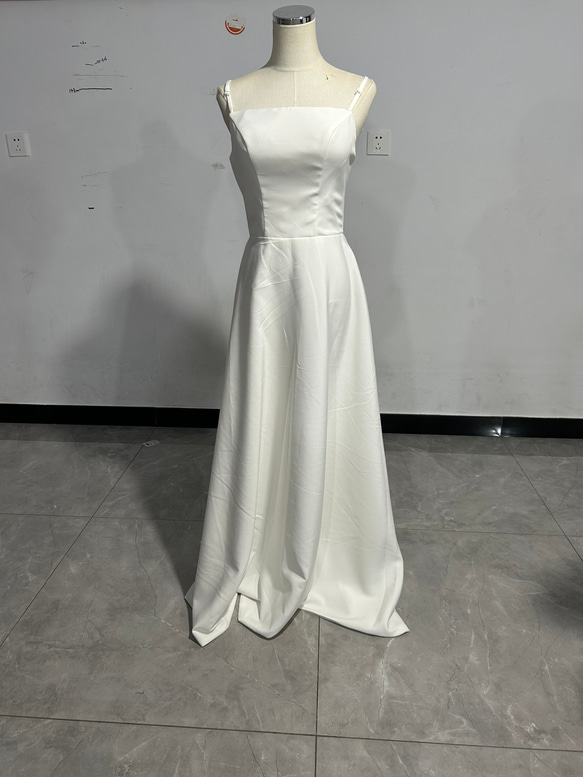 キャミソール オフホワイト パーティードレス 滑らか ファスナー 2次会  