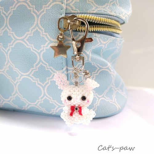 ビーズドール 耳たれ白うさぎ キーホルダーうさぎグッズ バッグチャーム Cat's-paw 通販|Creema(クリーマ) 18355239 ビーズドール 耳たれ白うさぎ キーホルダーうさぎグッズ バッグチャーム Cat's-paw 通販|Creema(クリーマ) 18355239
