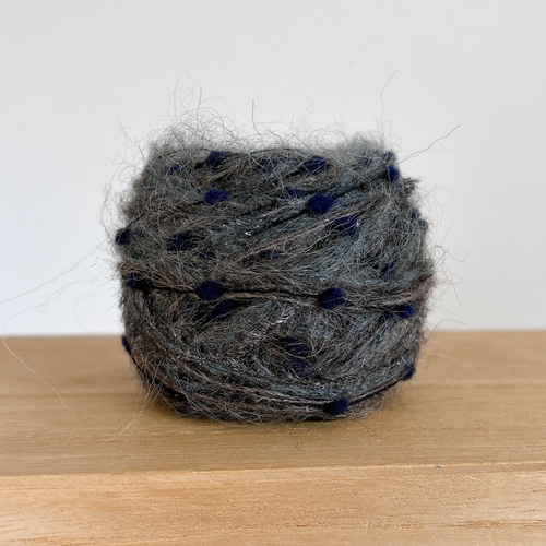 引き揃え毛糸玉*グレーmix ×ネイビーボンボン 毛糸 Decora 通販