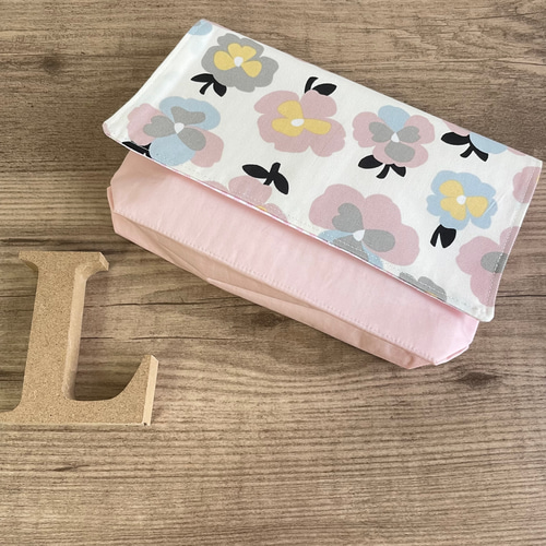 No.127 ちょこっと大きめ横入れお弁当袋 L size✳︎北欧 パンジー 弁当 