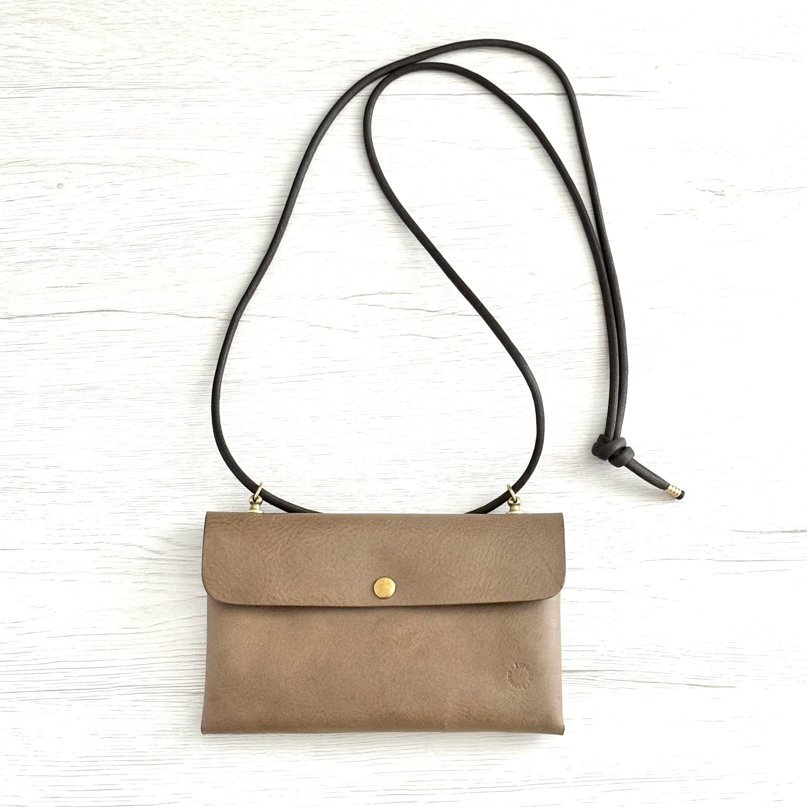 イタリアンレザーミニバッグ/スマホショルダー　トープ（在庫品）