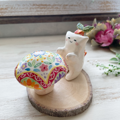 新作】ぴーすこ君 陶人形 花柄キノコ / 恐竜 きのこ その他置物 waco