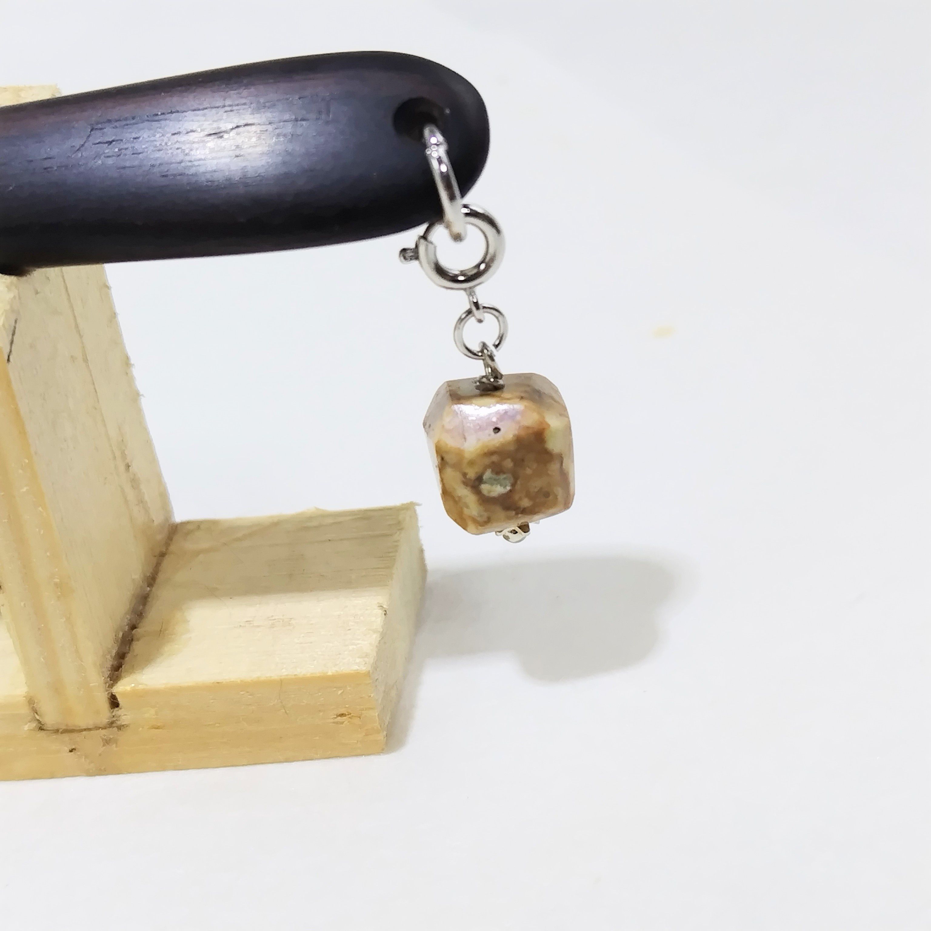 かんざし　黒檀+糸魚川姫川薬石