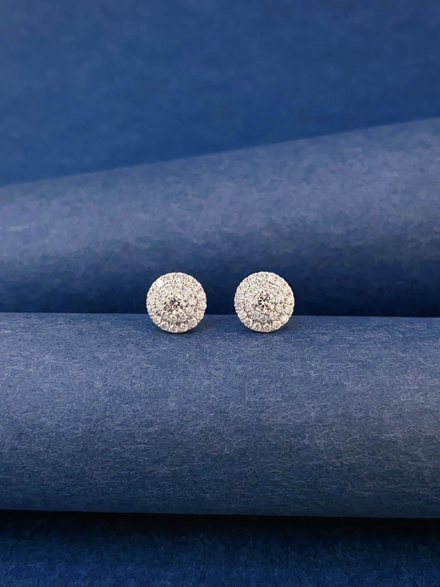 天然ダイヤモンドピアス0.6ct　k18