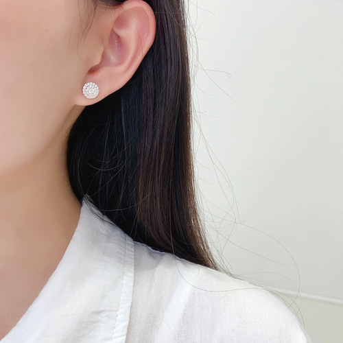 K18 天然ダイヤモンドピアス 0.6ct 天然ダイヤモンドピアス0.6ct k18