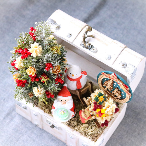北欧風ツリーとサンタの宝箱 クリスマスプレゼントや