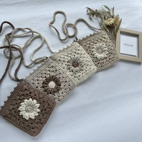 み*や様 ハンド　手　花柄　オブジェ　置物　ビンテージ　レア　ドット　ジュエリー お花ポシェット|handmade shop-shina-かぎ編みアクセサリー ポシェット