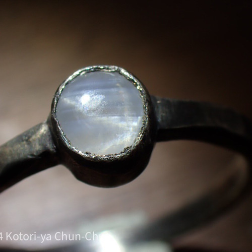 18～20号！】スター好き必見！ スリランカ産 ホワイトスターサファイア