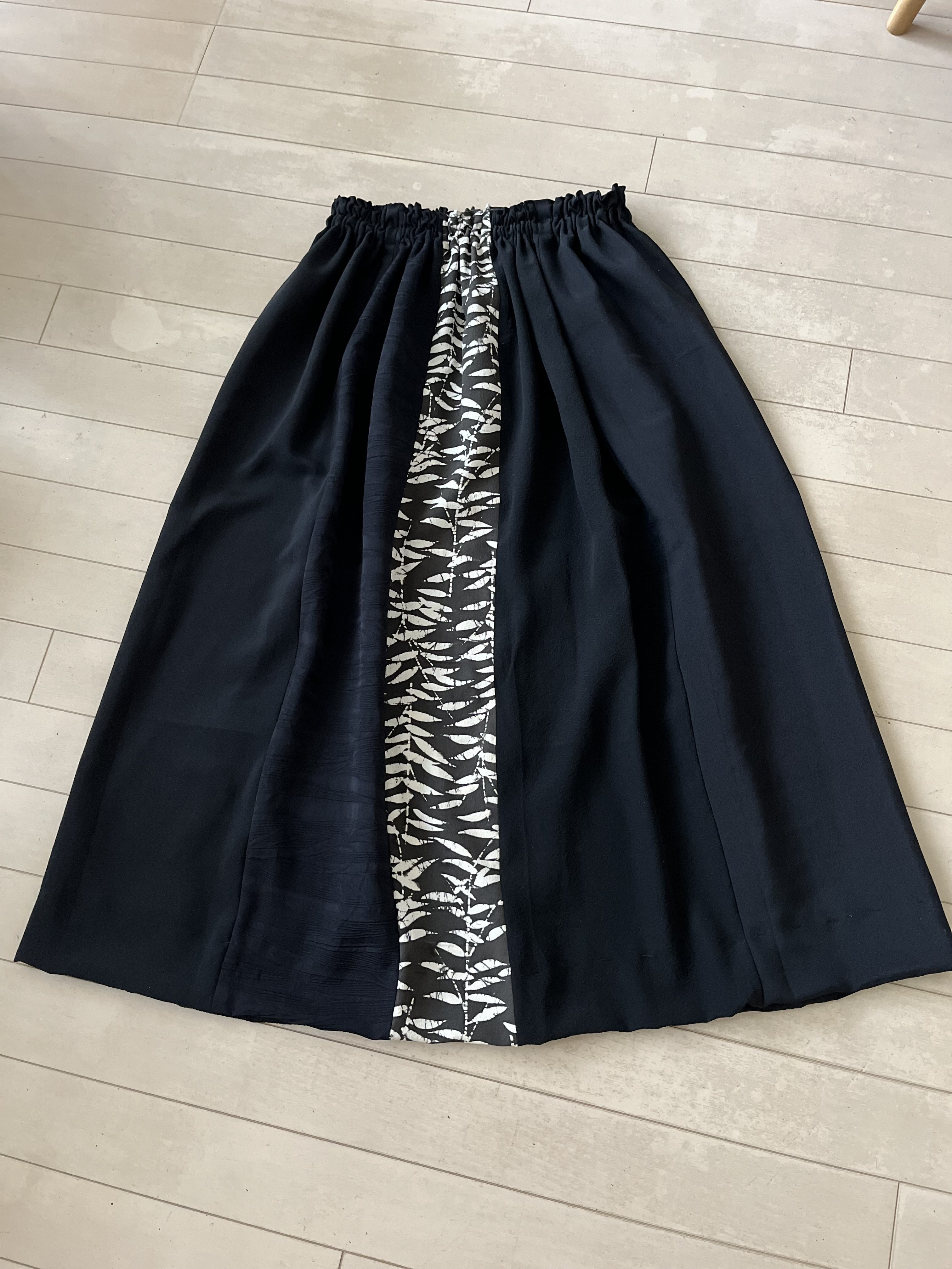 黒地スカート　着物リメイク