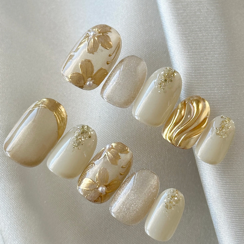シャンパンゴールドの和装フラワー ネイルチップ 成人式 成人式ネイル